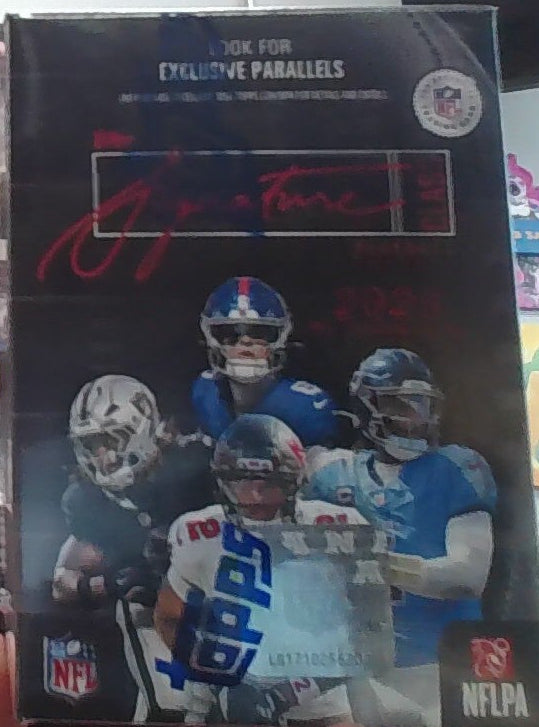 Signature Football Blaster Box 2025