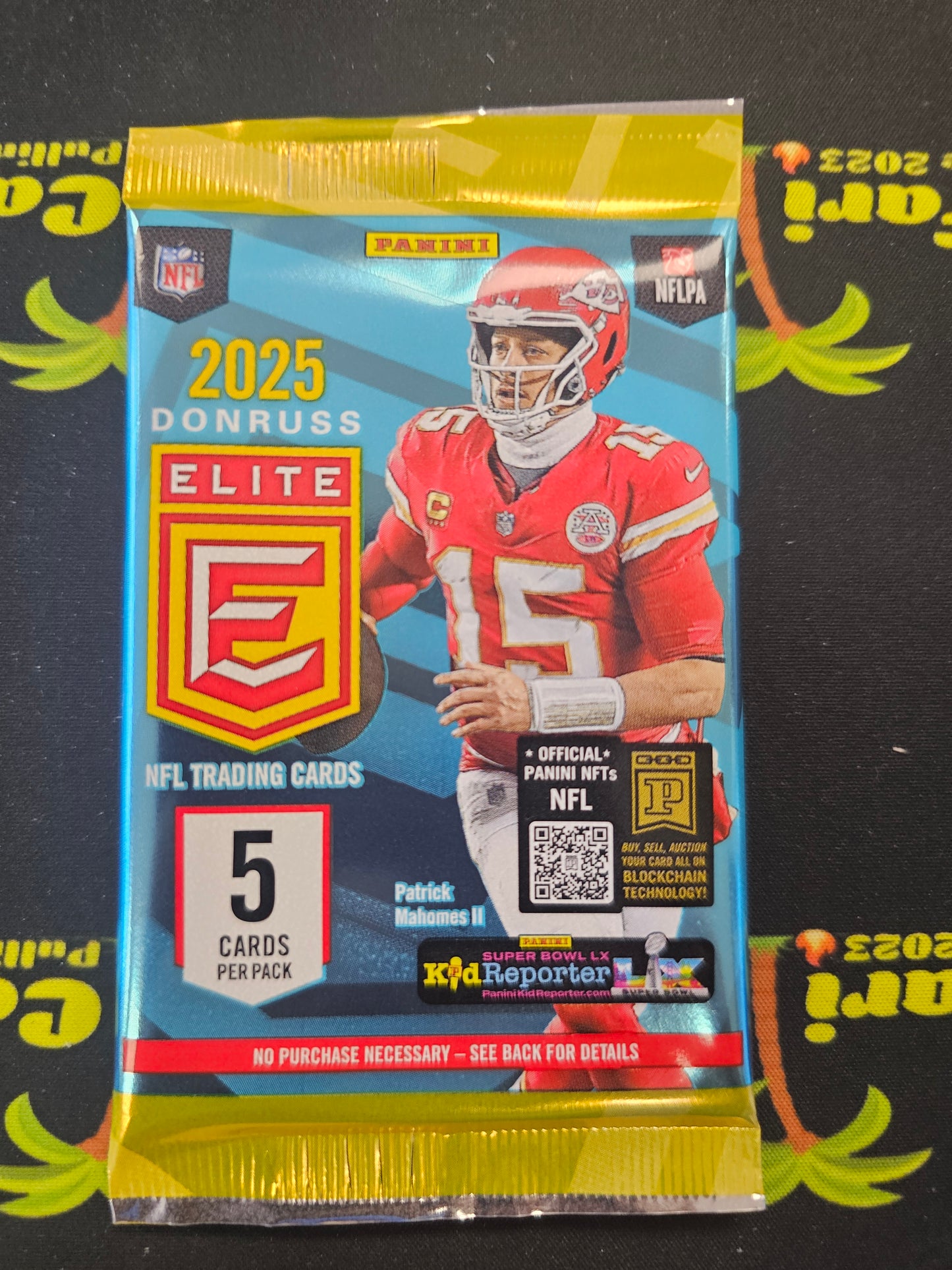 Donruss Elite 2025 Panini Mega Pack Football