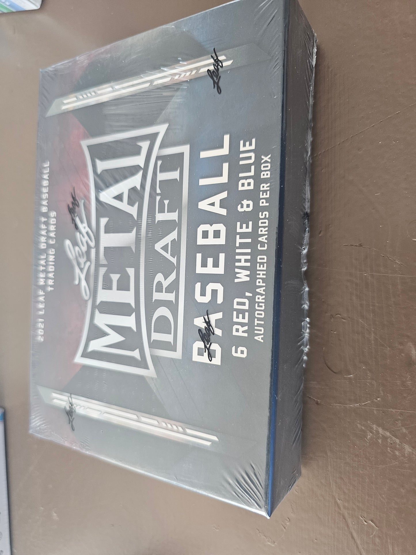 Leaf Metal Draft Red 6 red, white, blue Autographs per box